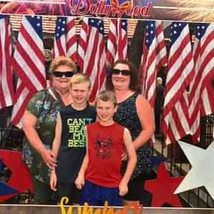 Meet your Posher, Janet